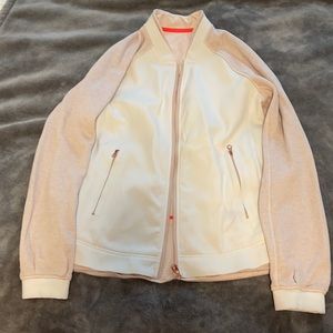 LuLuLemon ZipUp. Probably size6.